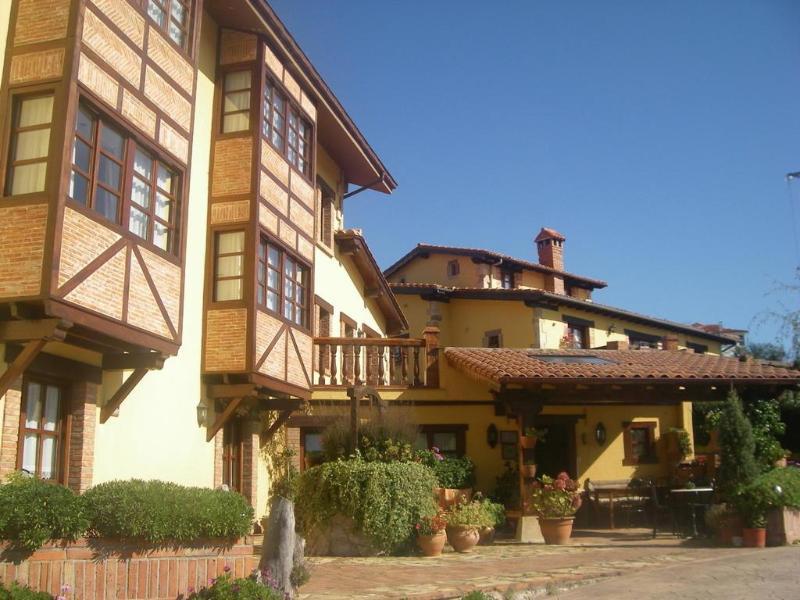 Hotel La Solana Montanesa Comillas Zewnętrze zdjęcie